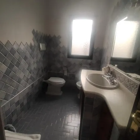 Molote Bed & Breakfast